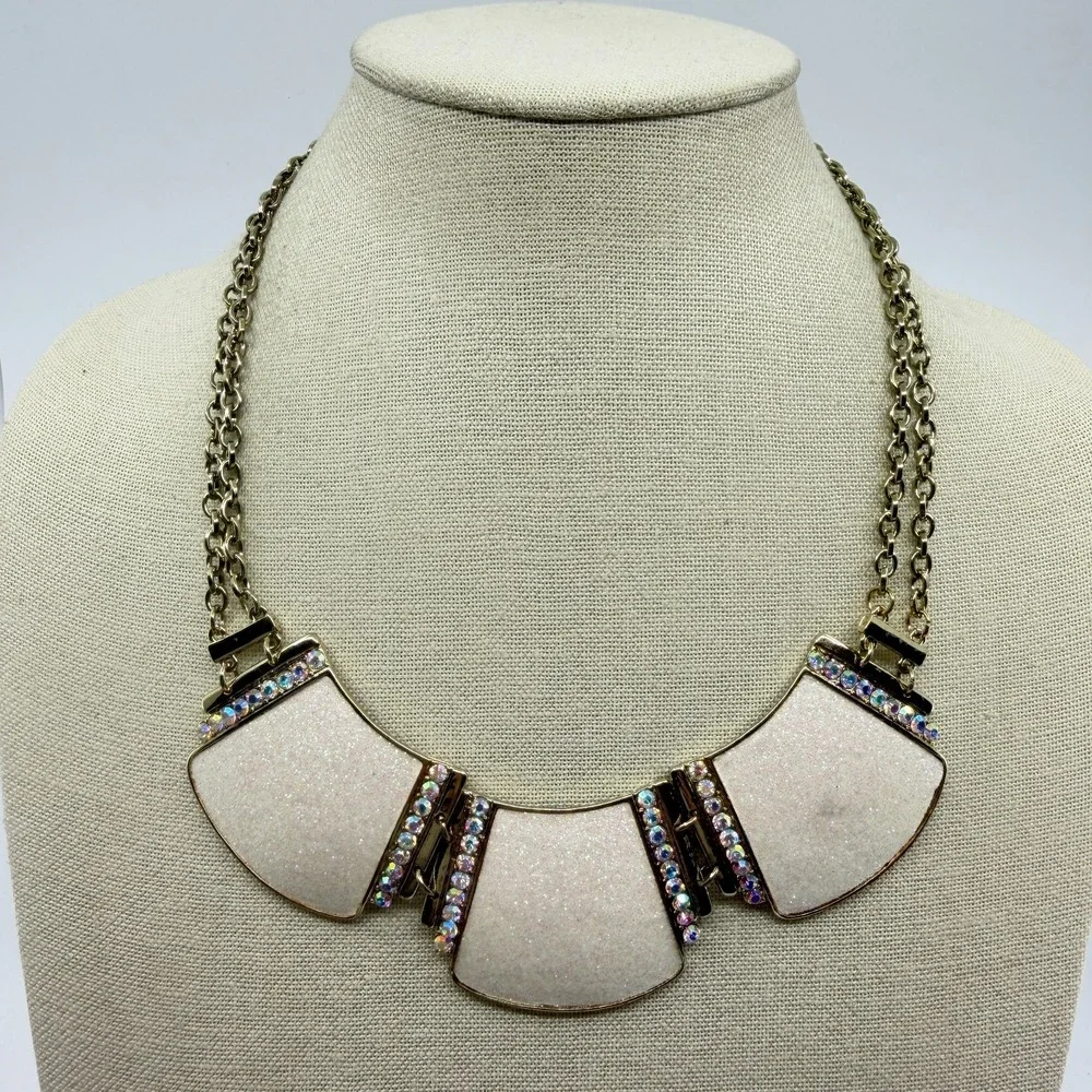N/A sparkling bib